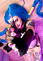 Neon Oni